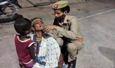 दिल को छू लेने वाली तस्वीर: भावुक करने वाली इस तस्वीर ने जीता लोगों का दिल.... छत्तीसगढ़ के इस IPS ने शेयर कर कहा ये.... जानें क्या है इसकी पूरी सच्चाई?......