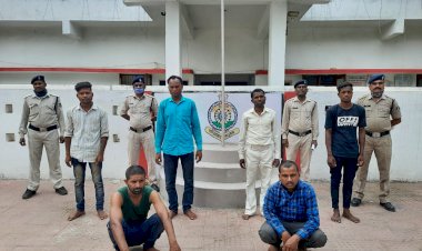 CG हत्या ब्रेकिंग: MP के युवक की CG में हत्या.... इस शक में ग्रामीणों ने पीट-पीट कर मार डाला... 5 गंभीर रूप से जख्मी... सरपंच समेत 6 गिरफ्तार... 16 की तलाश जारी... मामला जान हो जाएंगे हैरान.....