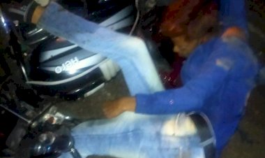तख़तपुर थाना अंतर्गत ग्राम बीजा के पास बाइक सवार दो युवकों की अज्ञात ट्रक की चपेट में आ जाने से मौके पर ही हुई मौत जाँच में जुटी पुलिस