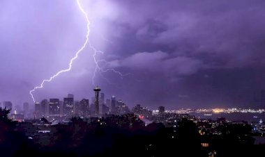 26 मौत: कहर बनकर टूटी आकाशीय बिजली.... बिजली गिरने से 26 लोगों की मौत.... मुआवजे का हुआ ऐलान......