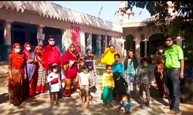 चित्तौड़ा दंपति ने मास्क वितरण की मिसाल पेश कर मनाया बेटी का जन्म दिवस