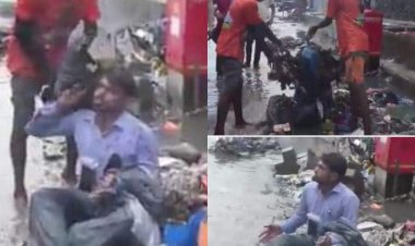 VIDEO MLA की दबंगई: नालियों की सफाई ना कराने पर विधायक ने कॉन्ट्रेक्टर को सड़क पर बिठवाया.... फिर वर्करों से उस पर कूड़ा फिंकवाया.... ठेकेदार को कचरे से नहलाया…. फिर जो हुआ.... देखें VIDEO.....