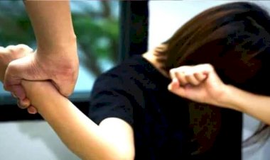 CG ब्रेकिंग: कराटे की नेशनल प्लेयर से छेड़छाड़.... युवती ने अपने कराटे कोच पर लगाया छेड़छाड़ का आरोप.... जबरदस्ती संबंध बनाने और जान से मारने की धमकी.... फिर हुआ ये......