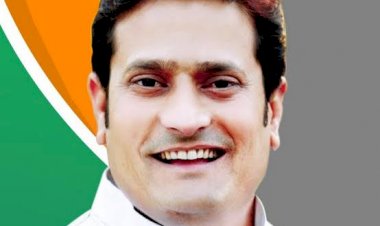 कांग्रेस के राष्ट्रीय सचिव विकास उपाध्याय का मोदी सरकार पर आरोप.... 21 जून को रिकाॅर्ड टीकाकरण मोदी को महिमा मण्डित करने भाजपा शासित राज्यों ने वैक्सीन की जमाखोरी की......