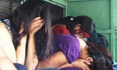 बड़े सेक्स रैकेट का भंडाफोड़: ब्यूटी पार्लर में चल रहा था SEX रैकेट.... रंगरलियां मना रहे कई युवक- युवतियां पकड़ाए.... नजारा देख पुलिस भी रह गई दंग....