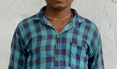 01 लाख के ईनामी नक्सली ने किया आत्मसमर्पण...आत्मसमर्पित नक्सली के निशानदेही पर 01 नग भरमार बंदूक व आईईडी बरामद...आत्मसमर्पित नक्सली को शासन की योजनाओं का मिलेगा लाभ