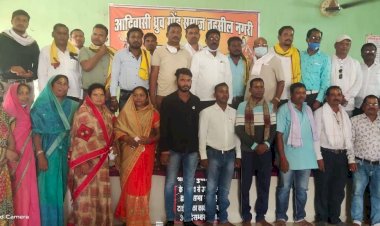 उमेश देव बने सर्व आदिवासी समाज नगरी के दोबारा तहसील अध्यक्ष...तहसील पदाधिकारी का चयन आदिवासी रूढ़िजन प्रथा अनुसार  सर्वसम्मति से हुआ...