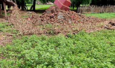 नक्सलियों द्वारा बनाए गए स्मारक को  सीआरपीएफ 74वीं वाहिनी के जवानों ने किया धवस्थ