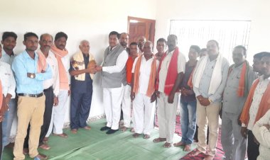 भाजपा मारो मंडल के बैठक में शामिल हुये पूर्व मंत्री दयालदास बघेल