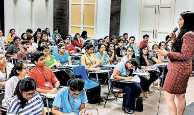 CG कॉलेज ओपन बिग ब्रेकिंग : छत्तीसगढ़ में कॉलेज खोलने की गाइडलाइन हुई जारी… 2 अगस्त से शुरू होगी कॉलेजों में पढ़ाई, अगर स्टूडेंट को हुआ सर्दी, बुखार या खांसी तो नहीं मिलेगी क्लास में एंट्री…पढ़िये विस्तृत गाइडलाइन…….