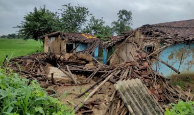 *क्षेत्र में हो रही लगातार मूसलाधार बारिश से जीवन अस्त व्यस्त ....कई गांव में घर हुए ध्वस्त लोगो को सामने नई मुसीबत....*