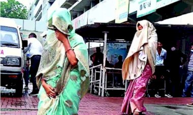 आपत्तिजनक हालत में पकड़े गए 37 युवक-युवतियां: होटल पर आधी रात पुलिस की रेड.... होटल में चल रहा था अवैध धंधा.... दिल्ली से बुलाई थीं 12 लड़कियां.... होटल में पहले कटा केक फिर....