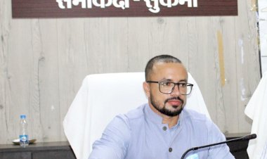 जिले के सुदूर क्षेत्र में बसे गांव मिनपा से आए ग्रामीणों ने कलेक्टर से की चर्चा...चर्चा उपरांत कलेक्टर विनीत नंदनवार ने कहा ग्रामीणों का भरोसा ही हमारी सबसे बड़ी जीत...