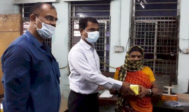 कोरोना काल में अनवरत सेवा देने वाले ठेका मजदूरों का हुआ सम्मान