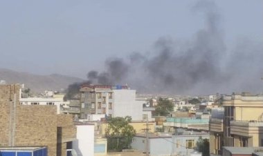 BIG NEWS बड़ा ब्लास्ट : एयरपोर्ट के पास फिर धमाका, मकान पर भी रॉकेट हमले काबुल में हुआ एक और जोरदार ब्लास्ट… इस बार रॉकेट से किया गया धमाका… कईयों के मौत की खबर…….