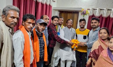 *भारतीय जनता पार्टी के वरिष्ठ नेता राज्यसभा सांसद रामविचार नेताम पहुंचे विश्रामपुर... जाने कार्यकर्ताओं का हाल.....*