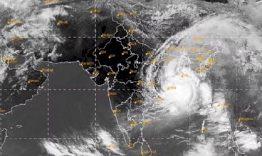 CG बारिश अलर्ट: आज से 6 सितंबर के बीच गरज-चमक के साथ बारिश की प्रबल संभावना.... इन जिलों के लिए अलर्ट.... आकाशीय बिजली गिरने की भी संभावना.... देखें कहां कैसा रहेगा मौसम.......