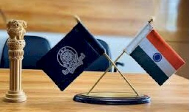 5 IAS को जेल ब्रेकिंग : हाईकोर्ट ने सीएम के सचिव समेत 5 IAS अफसरों को भेजा जेल……चीफ सिकरेट्री समेत 3 को किया गया बरी…एक साथ 5 IAS को सुनाई जेल की सजा, तो मचा हड़कंप, पढ़िए क्या है पूरा मामला……..