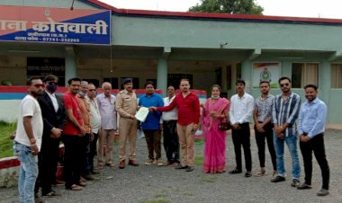मुख्यमंत्री भूपेश बघेल के पिता नंदकुमार बघेल की हो गिरफ्तारी,ब्राह्मण समाज ने किया थाना में शिकायत    कार्यवाही नही तो होगी सभी स्तर की होगी लड़ाई