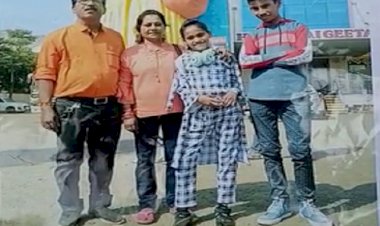 सिविल इंजीनियर के घर खूनी खेल : इंजीनियर में बेटा-बेटी का पहले गला काटा, फिर पति-पत्नी ने पी लिया जहर….इस बात के चलते युवक ने खौफनाक कदम उठाया….इंजीनियर के घर खौफनाक खूनी कहानी को सुन रौंगटे खड़े हो जायेंगे……..