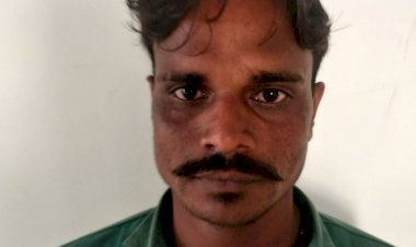 *खुलेआम हवा में धारदार हथियार लहराने वाले आरोपी को पुलिस ने किया गिरफ्तार ...*