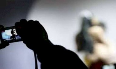 CG चैट कांड : छत्तीसगढ़ में यहाँ एक अधिकारी के नाम से वाट्सअप स्क्रीन शार्ट वायरल…..ज़िला आबकारी अधिकारी ने दर्ज कराई रिपोर्ट.. पुलिस को बताया – कोई अज्ञात फर्जी सेक्स चैट बनाकर वायरल कर रहा है….पढ़िये CG सेक्स चैट कांड का पूरा मामला……..