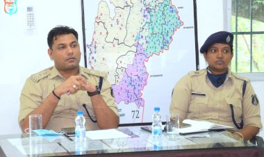 पुलिस अधीक्षक ने ली बैंक शाखा प्रबंधकों की बैठक।  धोखाधड़ी के मामलों में प्रार्थी से ठगी हुए रकम की वापसी दिलाये जाने के संबंध में दिया गया आवश्यक निर्देश।  बैंक शाखा एवं ए.टी.एम. बूथ के सुरक्षा का पुख्ता इंतजाम करने दिया गया हिदायत।  साइबर ठगी पर त्वरित कार्यवाही के लिए व्हाट्सएप में थाना प्रभारी एवं बैंक प्रबंधकों का बनाया गया ग्रुप।
