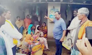 CG 2 मौतें: 6वीं की छात्राएं सुबह गांव के पास बने डेम में गई थीं नहाने.... नहाने गई दो सहेलियों की डूबने से मौत.... दो घंटे बाद मिले दोनों के शव.... परिजनों का रो-रोकर बुरा हाल.....