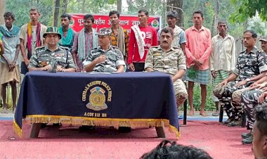 पूना नर्कोम अभियान के तहत नक्सली संगठन से जुड़े 2महिला नक्सली समेत कुल 11 नक्सलियों ने किया आत्मसमर्पण