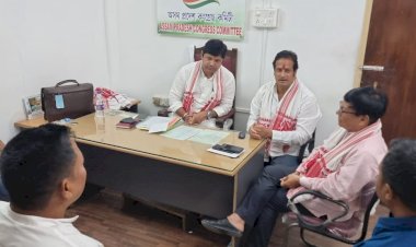 विकास उपाध्यक्ष ने असम में उपचुनाव को लेकर बैठक ली.... कल पार्टी महासचिव भंवर जितेंद्र सिंह भी असम पहुँचेंगे....