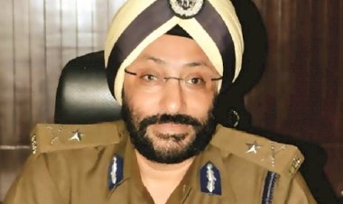 CG के निलंबित ADG को SC से झटका: सुप्रीम कोर्ट ने आय से अधिक संपत्ति मामले में IPS जीपी सिंह की गिरफ्तारी से रोक हटाई.... हाईकोर्ट को सुनवाई के लिए 8 हफ्ते का वक्त....