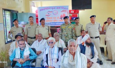 1अक्टूबर अंतरराष्ट्रीय वृद्धजन दिवस के अवसर पर बुजुर्गों का सम्मान किया कबीरधाम के खाकी ने।  सियान मन के कबीरधाम पुलिस रखही ध्यान कार्यक्रम का आयोजन कर बुजुर्गों को किया गया सम्मान।