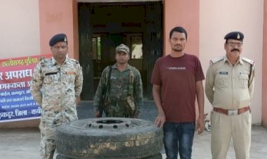 टायर चोरी करने वाला चोर चढ़ा कुकदुर पुलिस के हत्थे।  आरोपी के कब्जे से चोरी गये 03 नग ट्रक का टायर, कीमती 69,000/ रुपये को पुलिस ने किया जप्त।