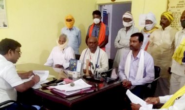 तेंदुआ के हमले में मृतक बच्चे के परिवार को एक करोड़ मुआवजा देने की मांग...वन ग्राम संघर्ष समिति ने नगरी एस डी एम को राज्यपाल के नाम सौंपा ज्ञापन...