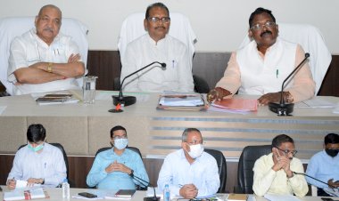 CG- 105 लाख मीट्रिक टन धान खरीदने का लक्ष्य: एक करोड़ से अधिक मीट्रिक टन धान खरीदेगी सरकार.... मंत्रिमंडलीय उपसमिति की बैठक सम्पन्न.... लिया गया ये निर्णय.... जानिए कब होगा तारीख का ऐलान......