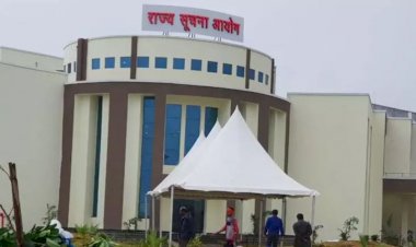 IFS को 25000 की पेनॉल्टी: सूचना आयोग की कार्रवाई….असम के वनभैंसे ने छत्तीसगढ़ के दूसरे IFS को लगवाई पच्चीस हजार की पेनॉल्टी...पढ़े पूरा मामला……