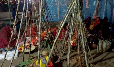 *सूर्य उपासना का महापर्व छठ पूजा जिले भर में बड़े धूमधाम से मनाया जा रहा ... भैयाथान रेड नदी में जगह जगह बना है छठ घाट...डूबते सूरज को दिया गया अर्घ्य ..प्रातः उगते सूर्य को अर्घ्य देकर करेंगे व्रत संपन्न....*