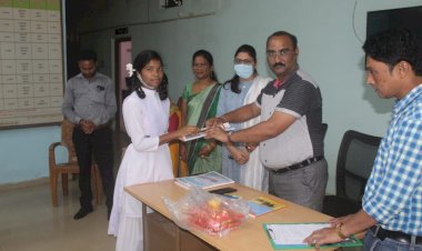 बाल सुरक्षा सप्ताह का हुआ समापन...ज़िले के अलग अलग थाना क्षेत्रों मे रंगोली,कुर्सी दौड़,निबंध की प्रतियोगिता करवाकर बच्चों को पुरस्कृत किया गया