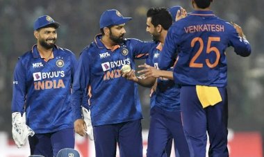 IND vs NZ: भारतीय टीम ने लगाई विनिंग हैट्रिक, न्यूजीलैंड को किया 3-0 से क्लीन स्वीप….टीम इंडिया ने बनाया ये स्पेशल रिकॉर्ड...ये खिलाड़ी रहे जीत के हीरो…….