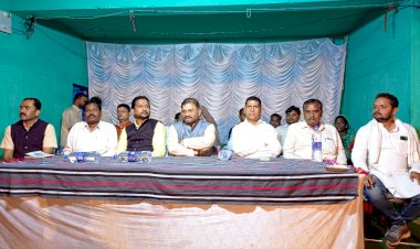 राजनांदगांव सांसद संतोष पांडेय ने ग्राम कटंगी में विभिन्न विकास निर्माण कार्यों का किया भूमिपूजन