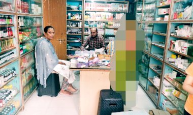 प्रतिबंधात्मक दवाइयों के बिक्री पर कबीरधाम पुलिस, स्वास्थ्य विभाग, व ड्रग इंस्पेक्टर की टीम ने दिखाई सख्ती।  शहर के दो मेडिकल स्टोर संचालकों को दिया गया कारण बताओ नोटिस।