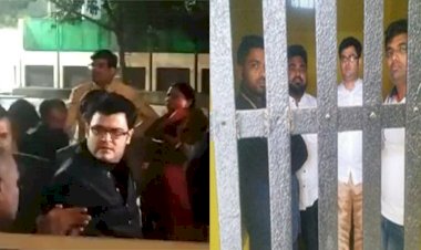 दारोगा को ताबड़तोड़ थप्पड़ VIDEO: कार से टकराई कार तो अधिवक्ता ने दारोगा को जड दिये थप्पड़ पर थप्पड़.... नोंचा बिल्ला.... फाडी वर्दी.... सब इंस्पेक्टर को थप्पड़ मारने वाले चार अरेस्ट.... देखें VIDEO.....