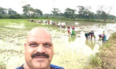विगत 3 वर्षो में 13 करोड़ 90 लाख 45 हजार रूपए के सिंचाई कर हुए माफ.... 2 लाख 47 हजार से अधिक किसानो को मिला फायदा.... किसान विनय शुक्ला का 3 साल में 40 हजार रूपये सिंचाई कर माफ.....