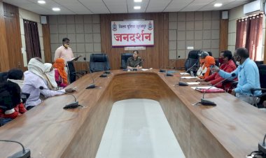 *पुलिस जनदर्शन में पुलिस अधीक्षक ने सुनी जनता की समस्या ...एसडीओपी व थाना प्रभारियों को दिए त्वरित जांच करने के निर्देश.....*