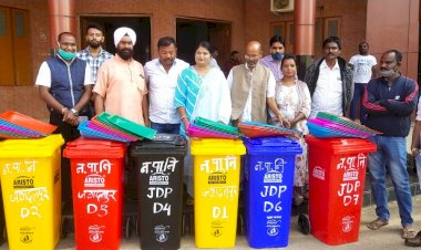 शहर को स्वचछ व सुंदर बनाने के लिए निगम प्रशासन लगातार सफाई को लेकर प्रयासरत है , जिसमे 01 दिसंबर से शहर मे स्वचछता पखवाड़ा चलाया जा रहा है