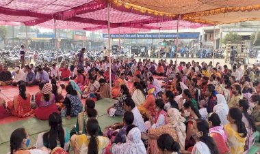 CG- सरकार की सख्ती BIG NEWS: हड़ताल पर सहायक शिक्षक.... DPI ने प्रदेश के सभी DEO को भेजा निर्देश.... सहायक शिक्षकों पर अब सख्ती.... कार्रवाई के निर्देश जारी.... रिपोर्ट की तलब…. पढ़िए.....