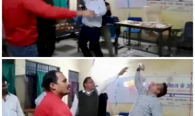 VIDEO- दारू का अड्डा बना सरकारी अस्पताल: 'किसी के हुस्न की जवानी का नशा' गाने पर शराब के नशे में थिरक रहे डॉक्टर.... नशे में धुत धरती के भगवान का डांस करते हुए वीडियो वायरल.... मचा हड़कंप.... देखें VIDEO......