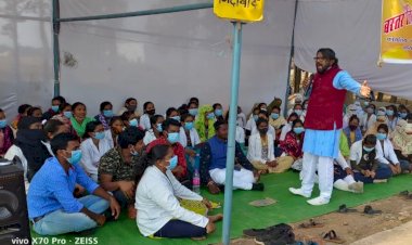 मुक्ति मोर्चा के मुख्य संयोजक नवनीत चांद का स्वास्थ्य कर्मियों के संग समर्थन लगातार जारी..