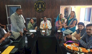 CG BEMETARA:साजा जनपद सरपँच संघ के अध्यक्ष बनाया गया जो प्रक्रिया बनी चर्चे का विषय,संघ अध्यक्ष के इस्तीफे के बिना मनोनीत हुआ नया अध्यक्ष