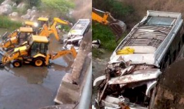 3 की मौत, बस नदी में गिरी: ड्राइवर की झपकी लगने पर नदी में गिरी यात्रियों से भरी बस.... मासूम सहित तीन की मौत.... 28 घायल.... मची चीख पुकार.......